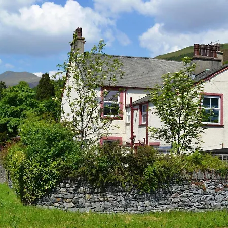 Holiday home Two Chimneys
